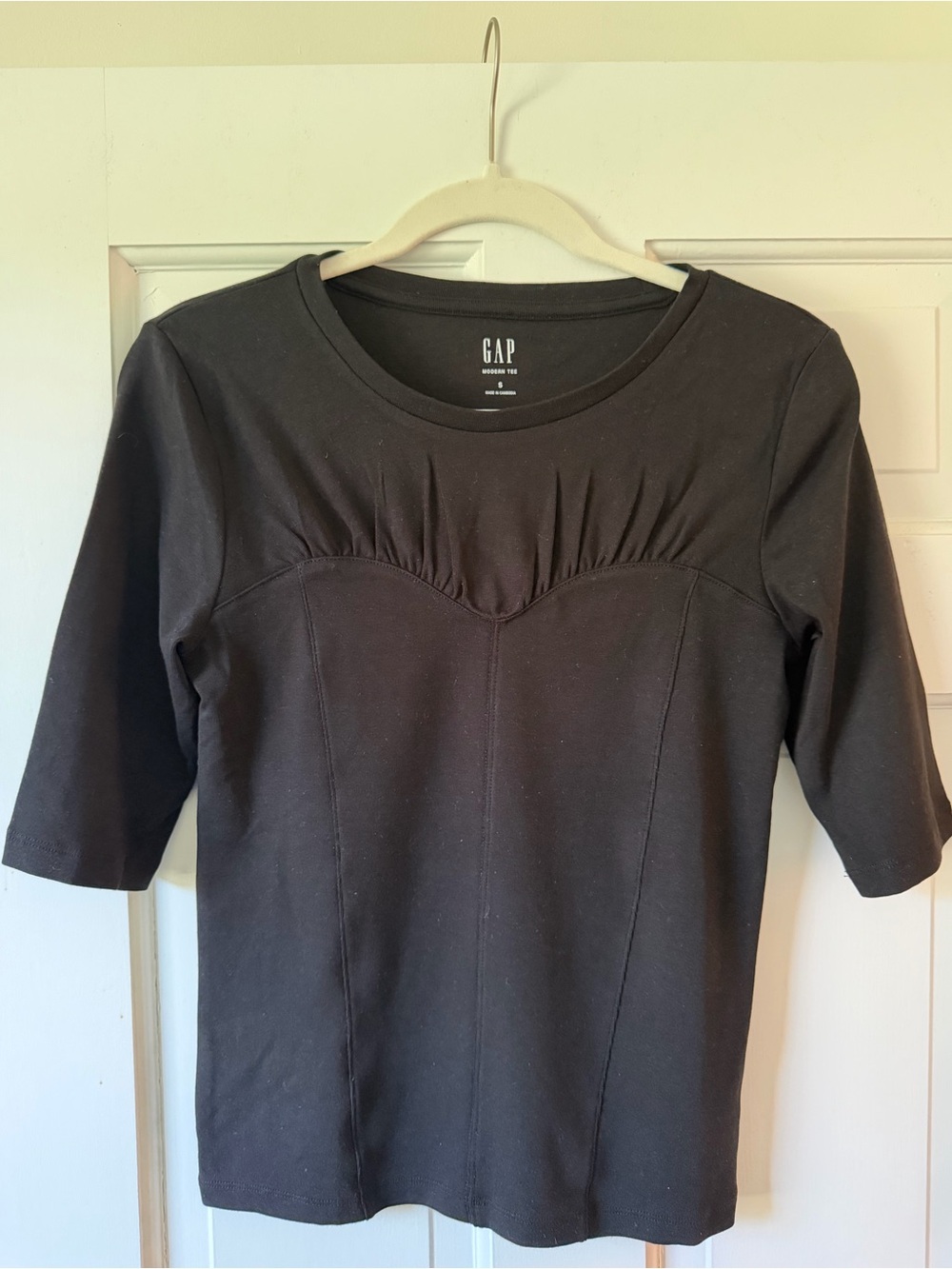 GAP Black Short-Sleeve Gathered Yoke Top
